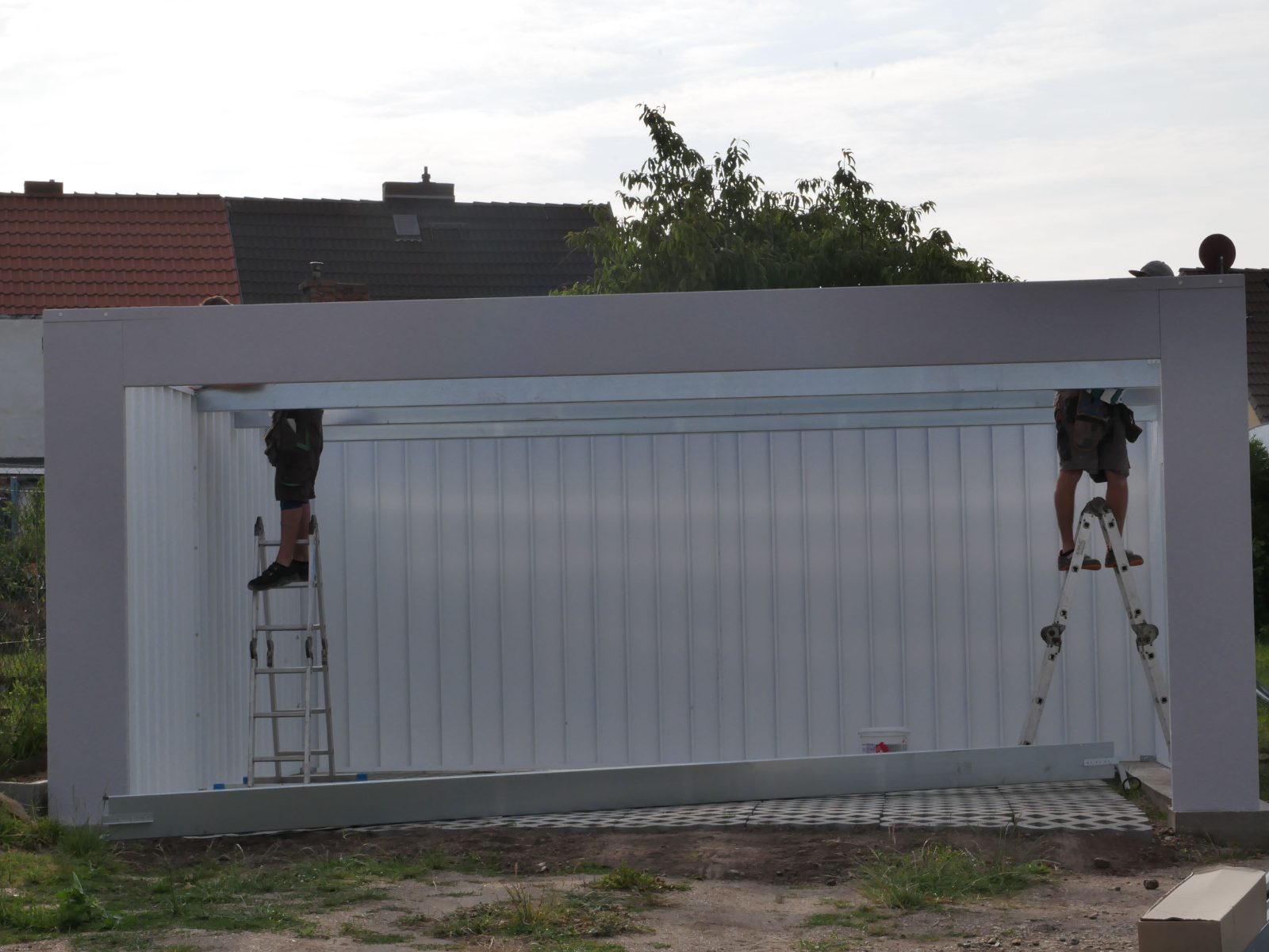 Rückwand und Seitenwand