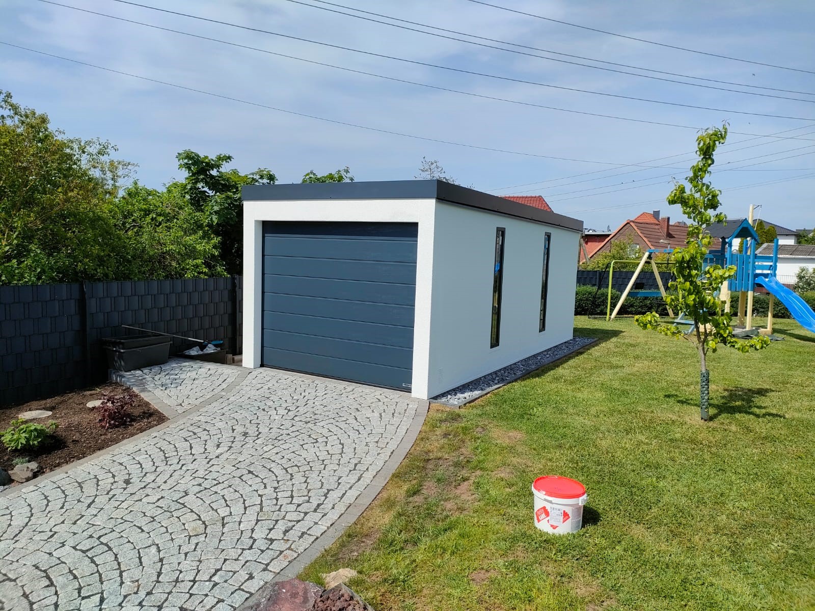 Einzelgarage in Augsburg – Fertiggarage aus Stahl von RF Garagensysteme