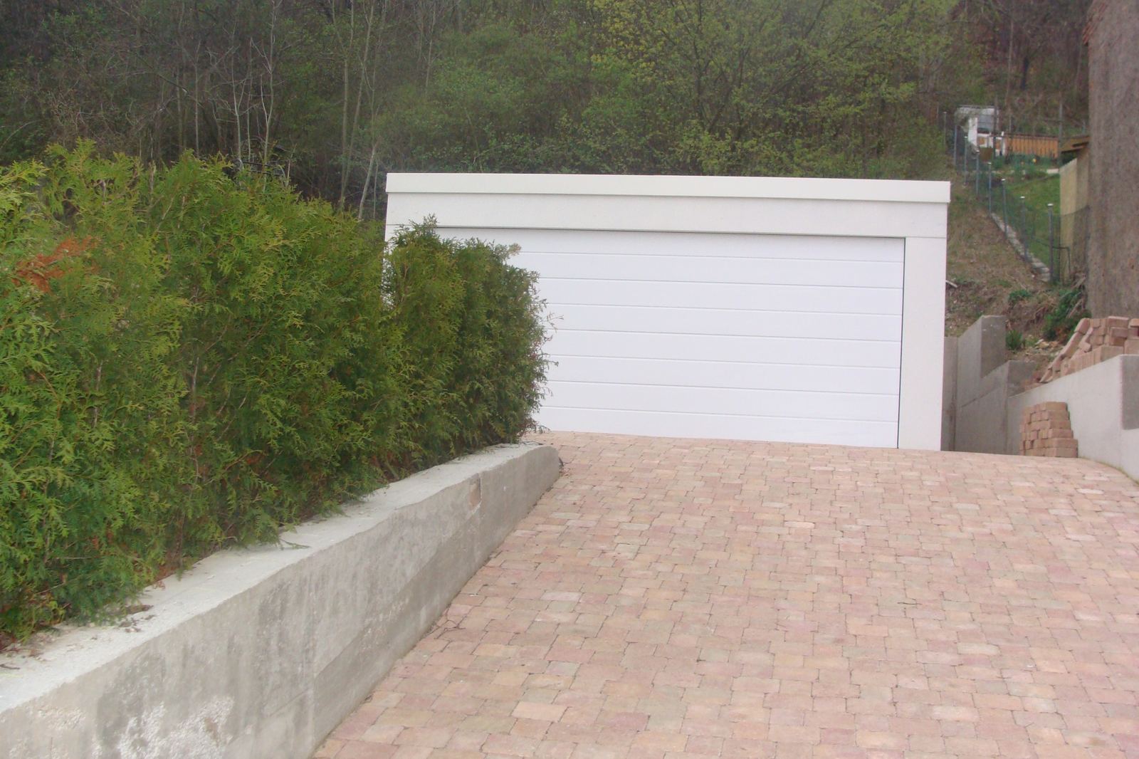 Großraumgarage in Siegsdorf – Fertiggarage aus Stahl von RF Garagensysteme